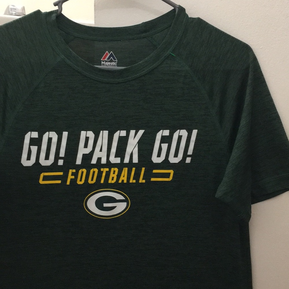 NFL (Green Bay Packers) - *LIKE NEW* Majestic Tee